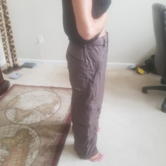 NWOT Oakley ski/snowboard pants - Picture 4 of 6
